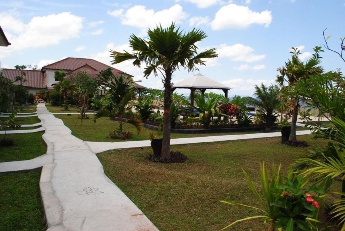 Lombok Beach Hotel Montongbuwoh Exteriör bild