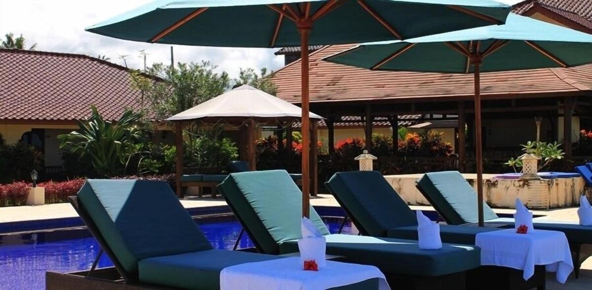 Lombok Beach Hotel Montongbuwoh Exteriör bild