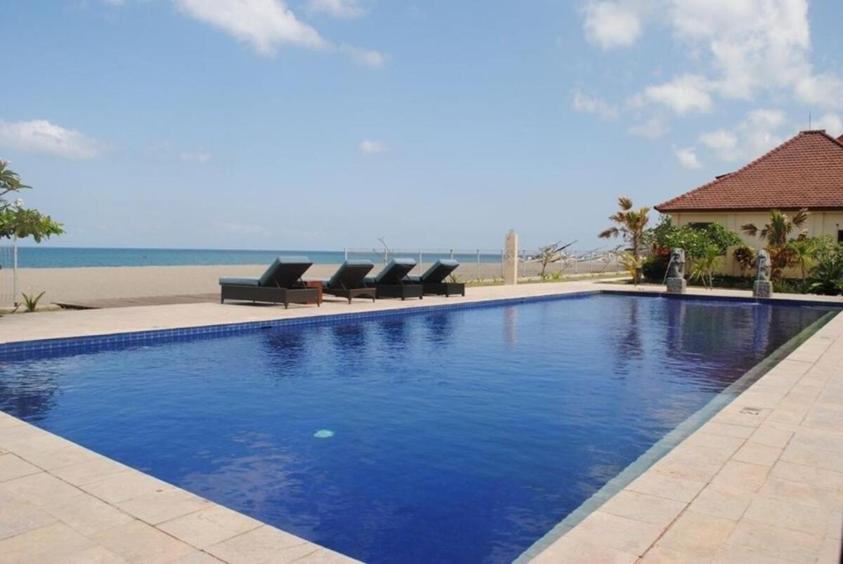 Lombok Beach Hotel Montongbuwoh Exteriör bild